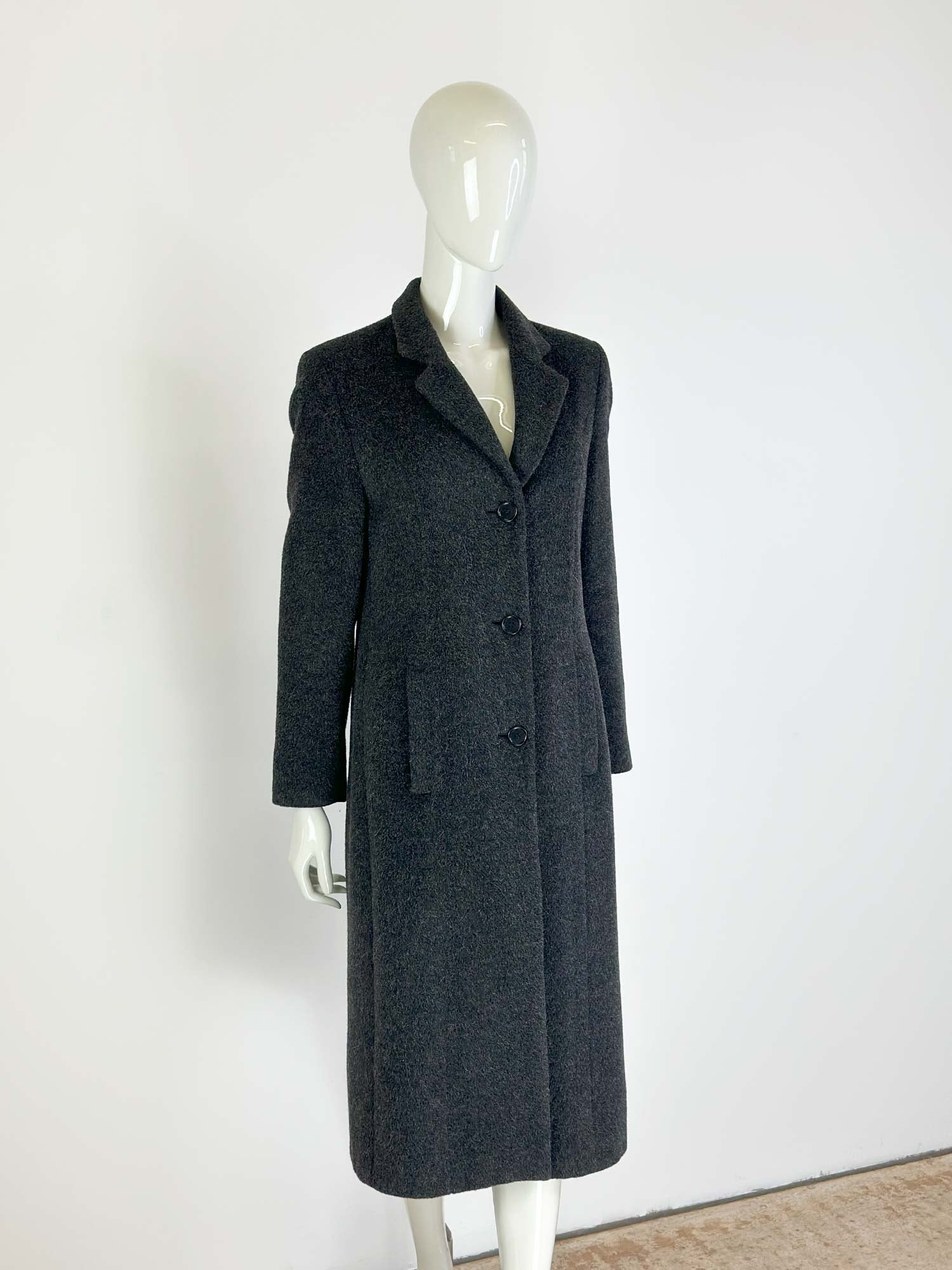 COUTURE 1996 ALEXANDER MCQUEEN MANTEL GRAU
