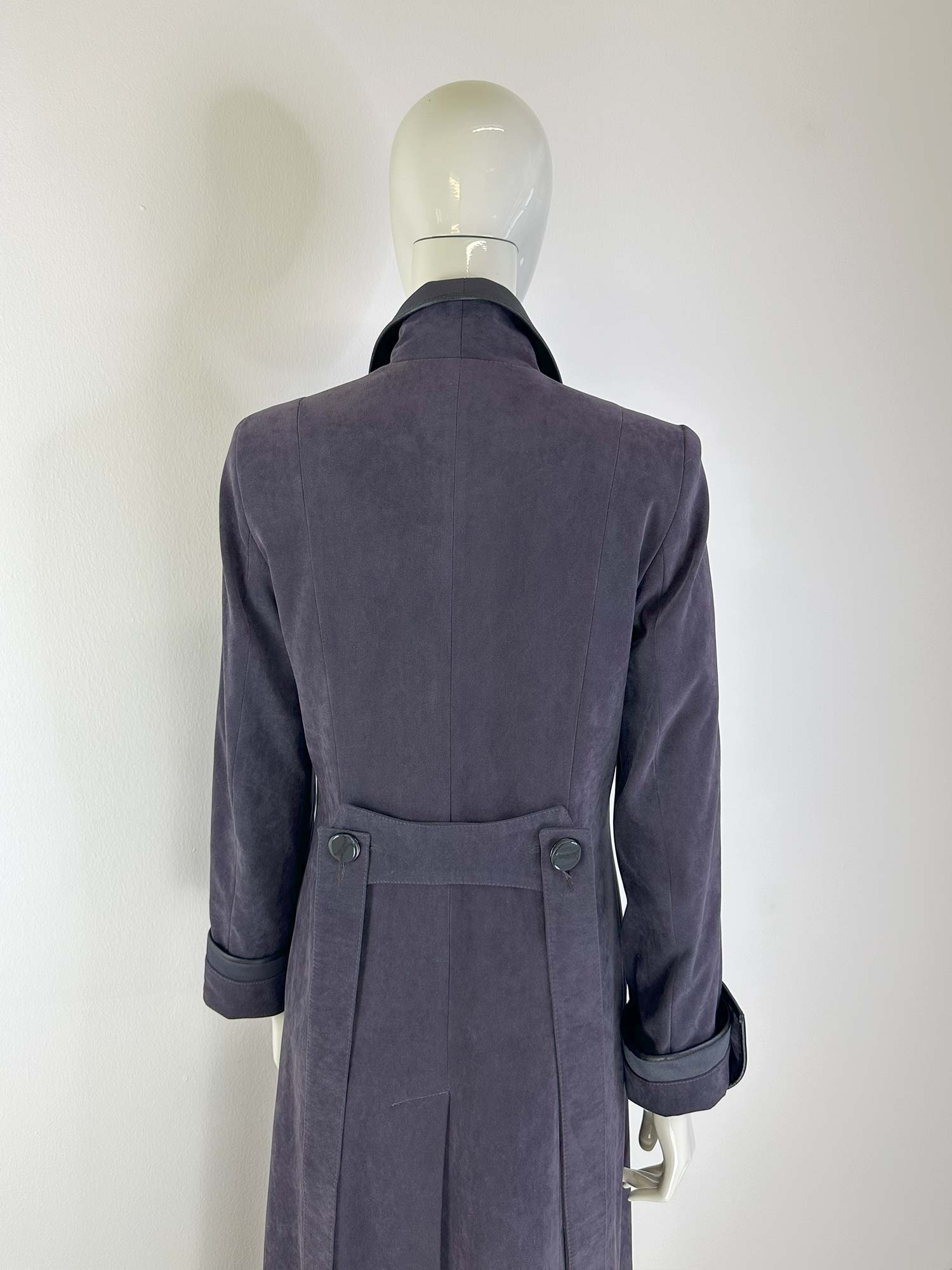 LEDERMANTEL LILA